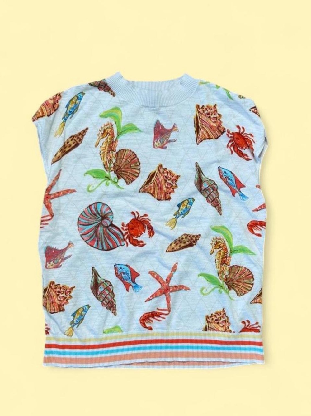 Talbots Coastal Grandma Tank Top with Colorful Seashell / Life Print